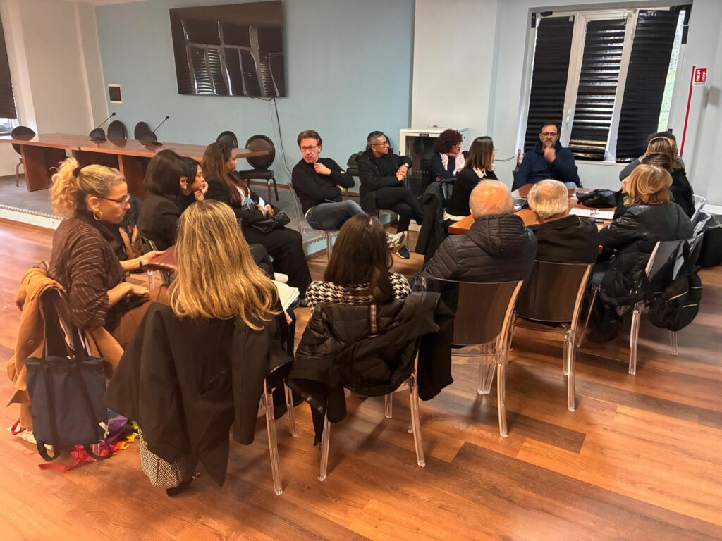 Ci prepariamo a regalare sorrisi e divertimento per Natale natale sanlaise 01